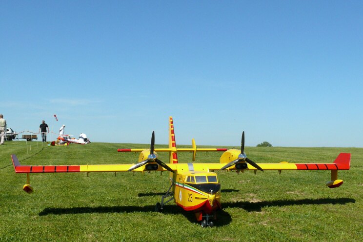 Canadair,  2x DA50 ...